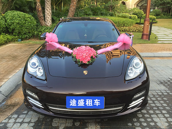 保時(shí)捷 帕拉梅拉 婚禮花車